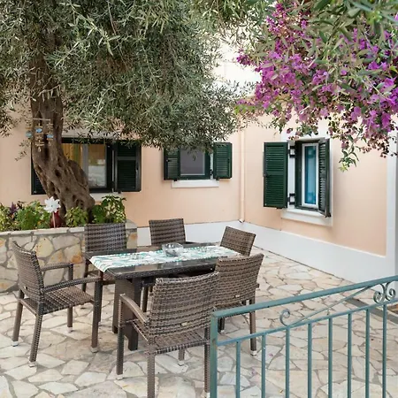 Tatil Evi Ionian Grand Benitses (Corfu)